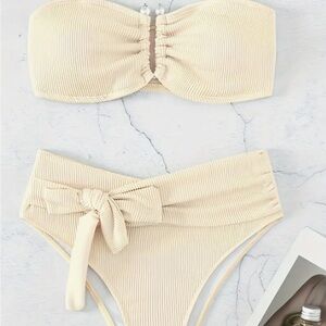 NWT Strapless Bikini